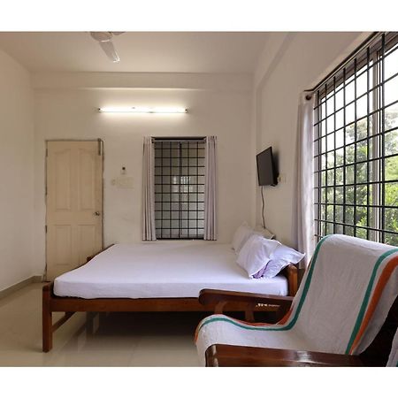 Collection O Ar Square Hotel Thrissur Екстериор снимка