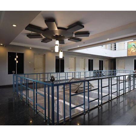 Collection O Ar Square Hotel Thrissur Екстериор снимка