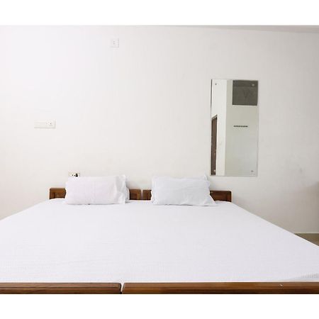 Collection O Ar Square Hotel Thrissur Екстериор снимка