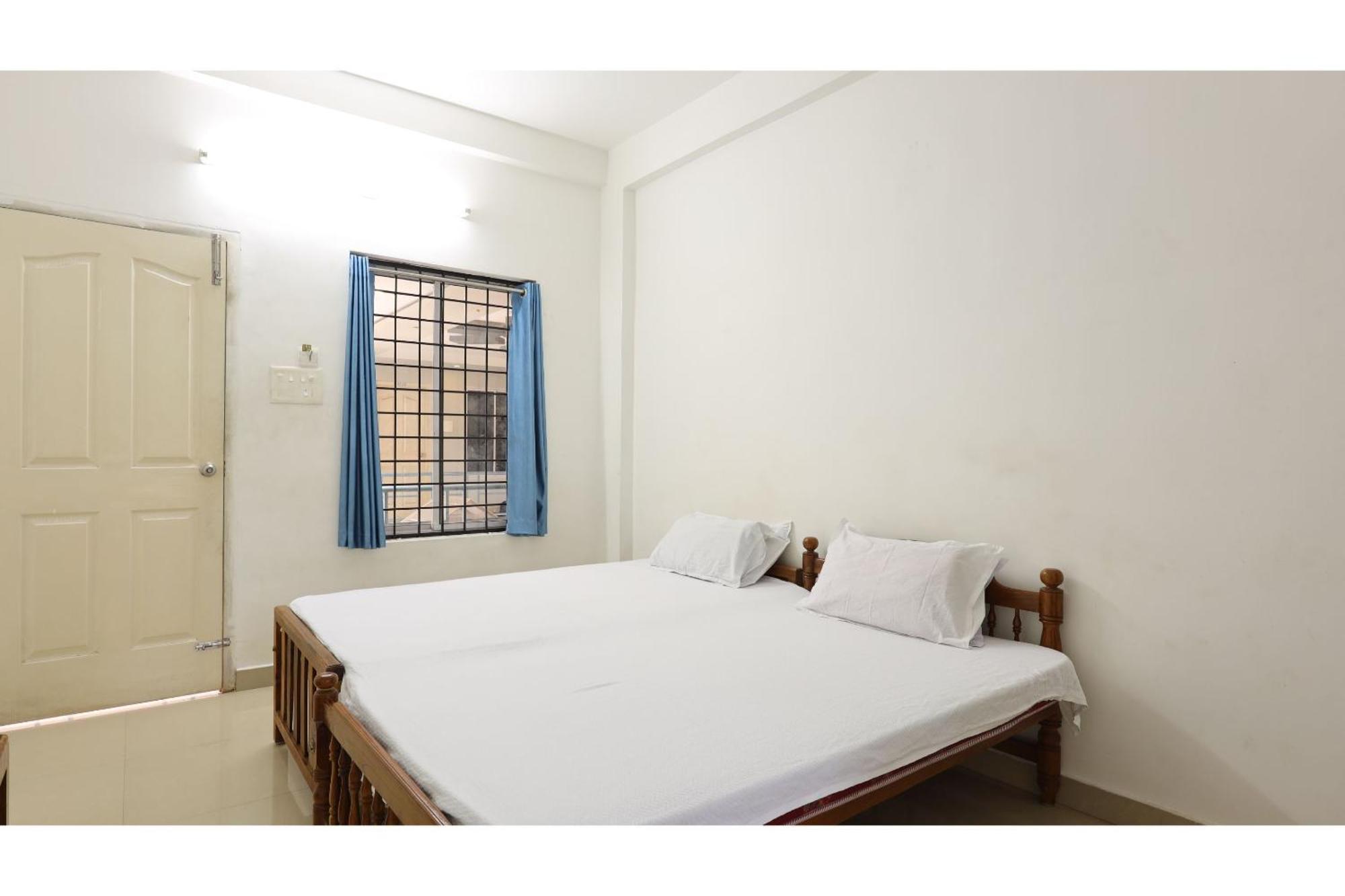 Collection O Ar Square Hotel Thrissur Екстериор снимка