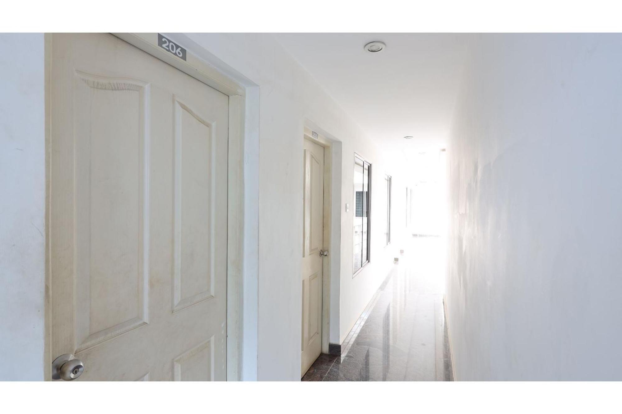 Collection O Ar Square Hotel Thrissur Екстериор снимка